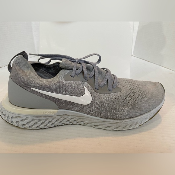 Nike Epic React Flyknit Wolf Gray Mens Running Shoes Sneakers Size 13 Athletic - Picture 9 of 10